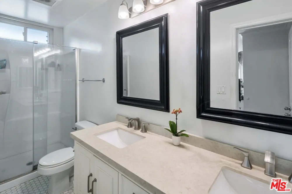 1317 12th Street #1 Santa Monica, CA 90401