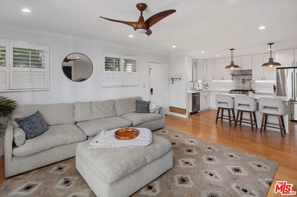 1317 12th Street #1 Santa Monica, CA 90401