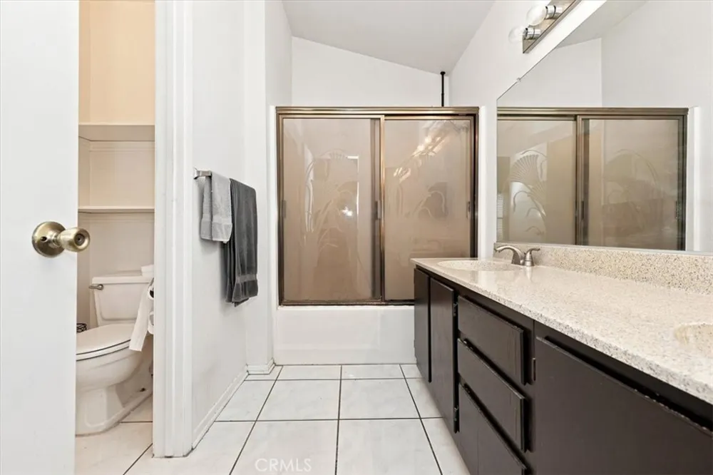 13962 Green Vista Fontana, CA 92337