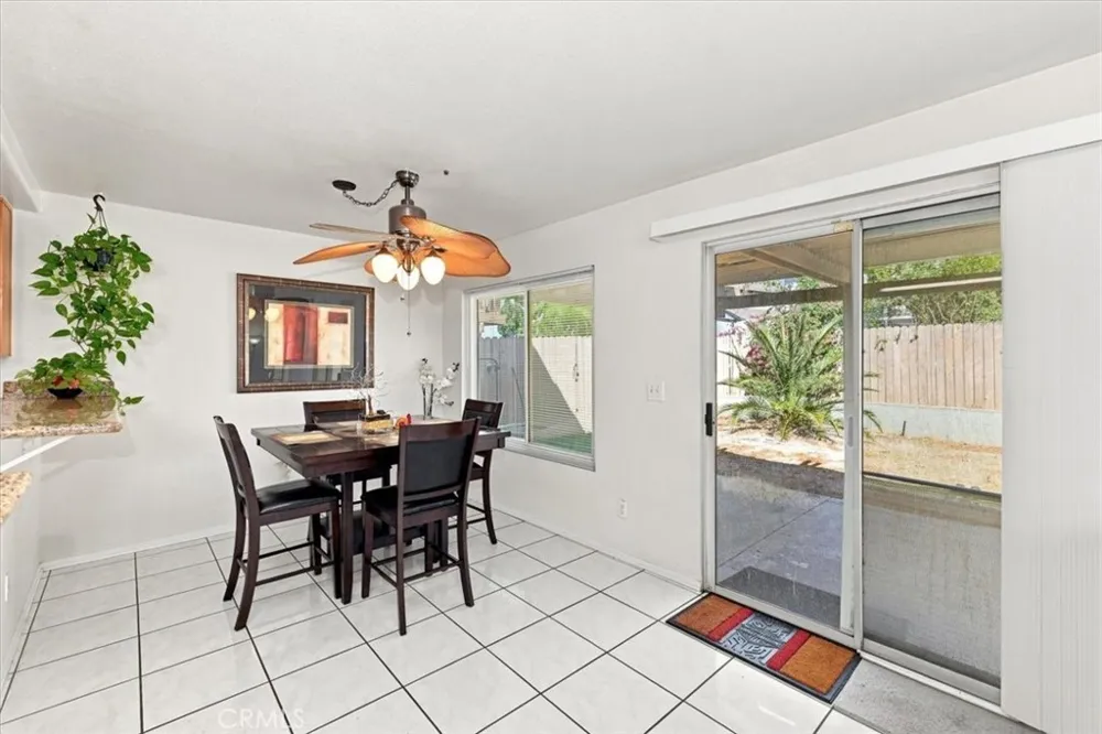 13962 Green Vista Fontana, CA 92337