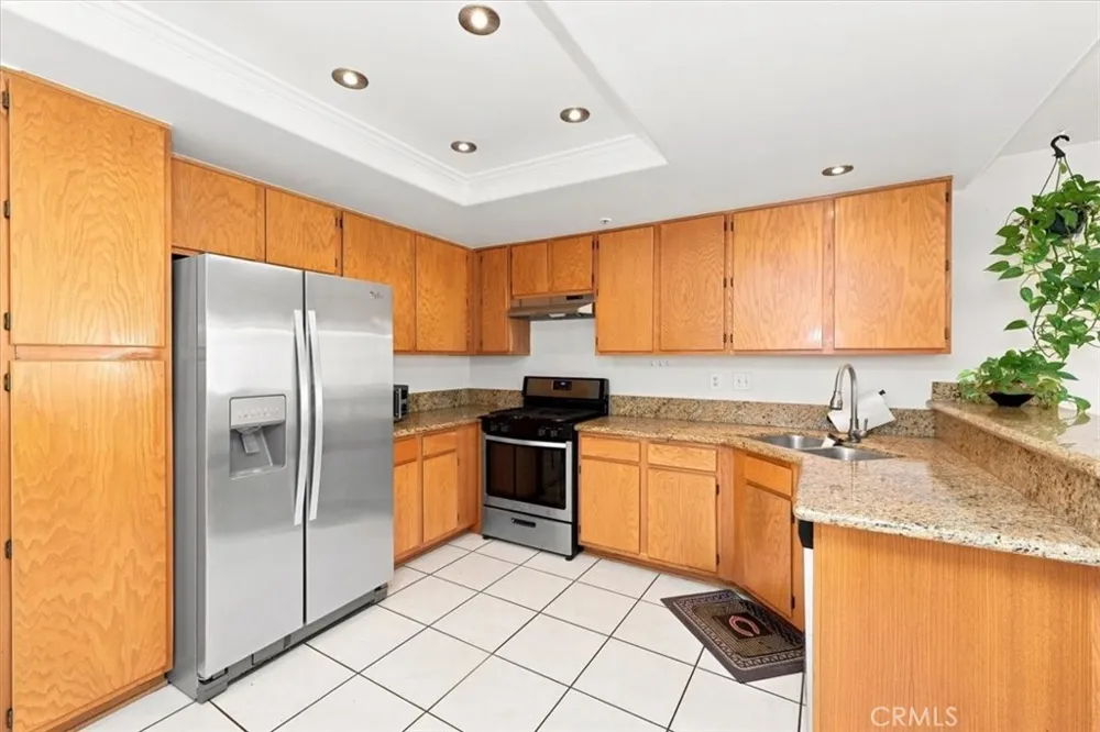 13962 Green Vista Fontana, CA 92337