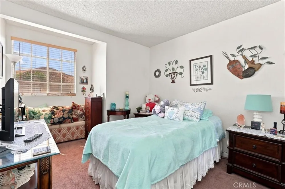 13962 Green Vista Fontana, CA 92337
