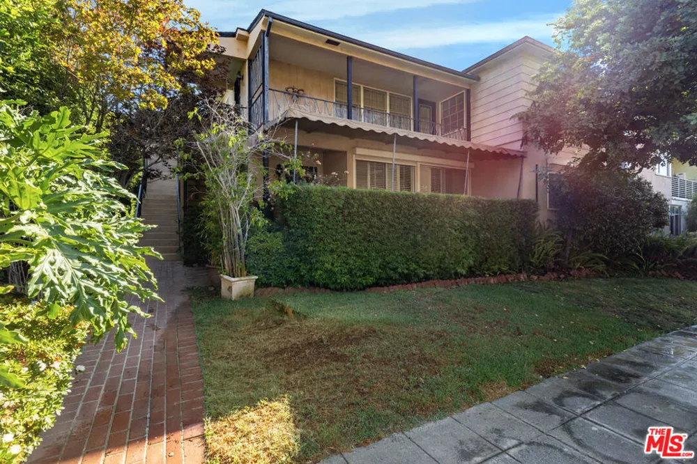 11737 Bellagio Road Los Angeles, CA 90049