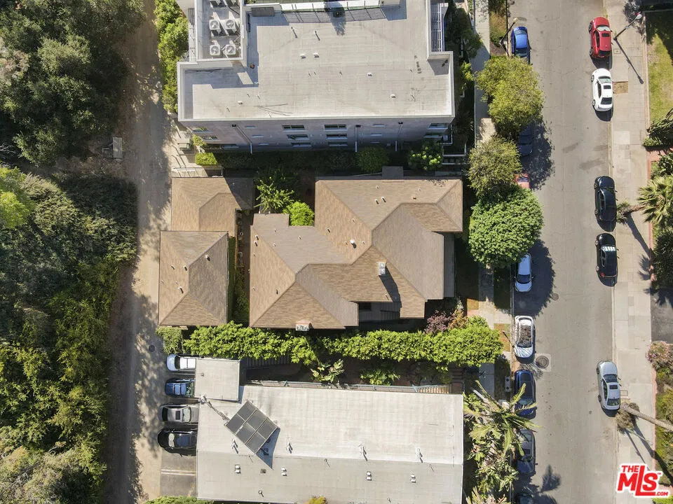 11737 Bellagio Road Los Angeles, CA 90049