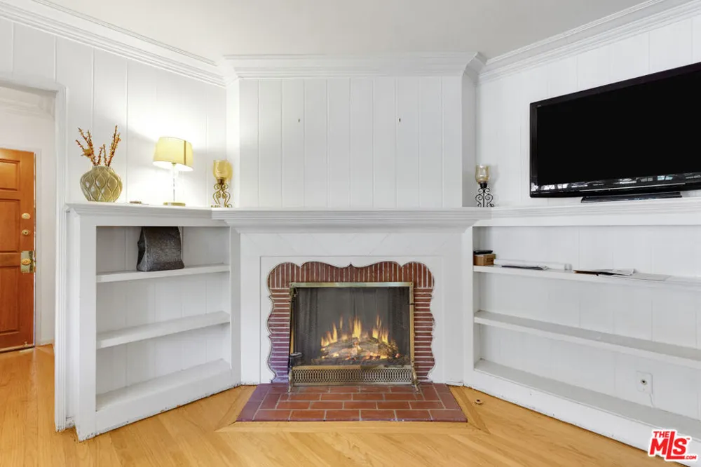 11737 Bellagio Road Los Angeles, CA 90049