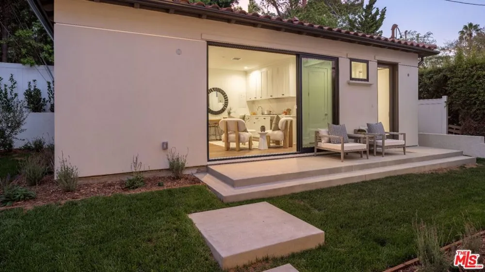 10509 Wilkins Avenue Los Angeles, CA 90024