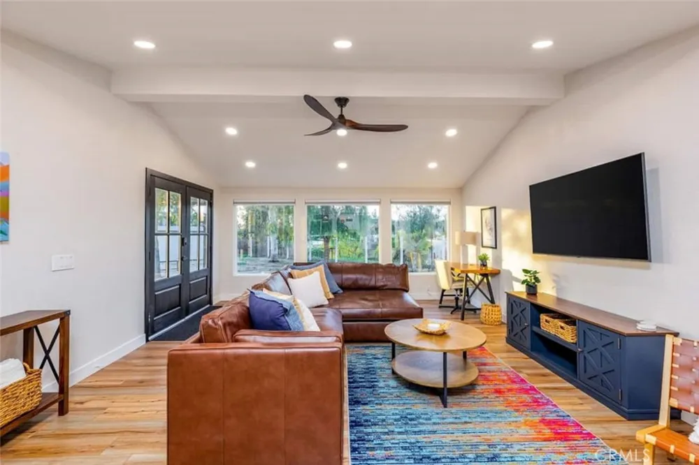 39450 Colleen Way Temecula, CA 92592