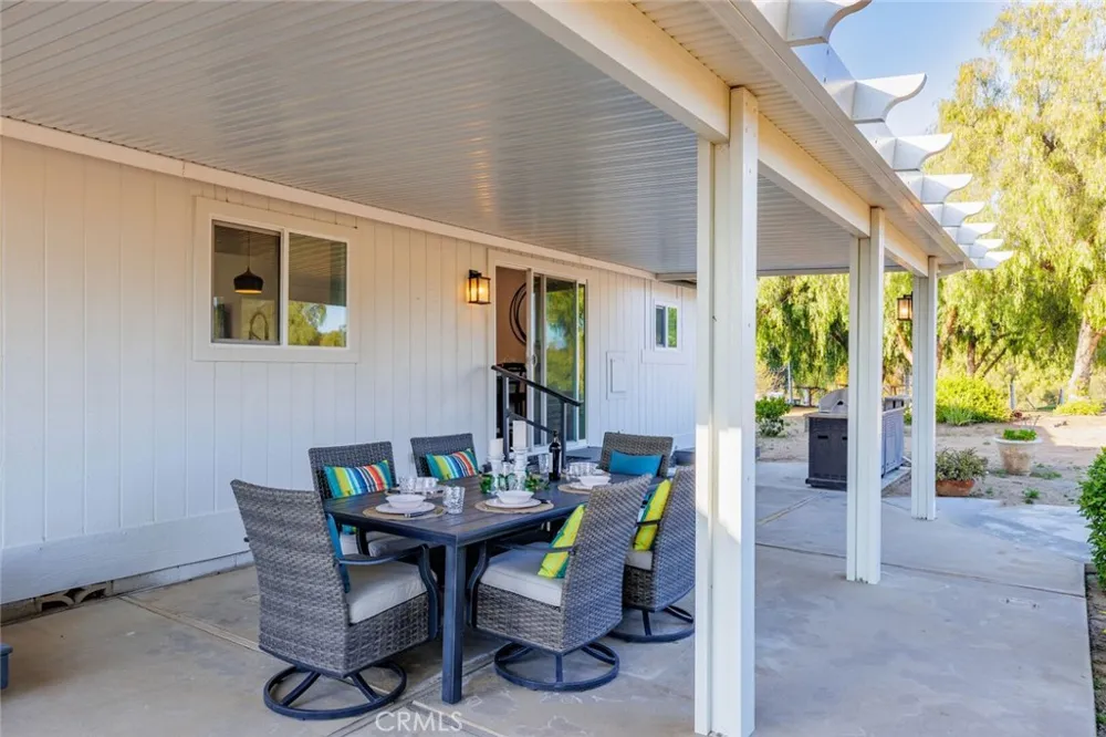 39450 Colleen Way Temecula, CA 92592