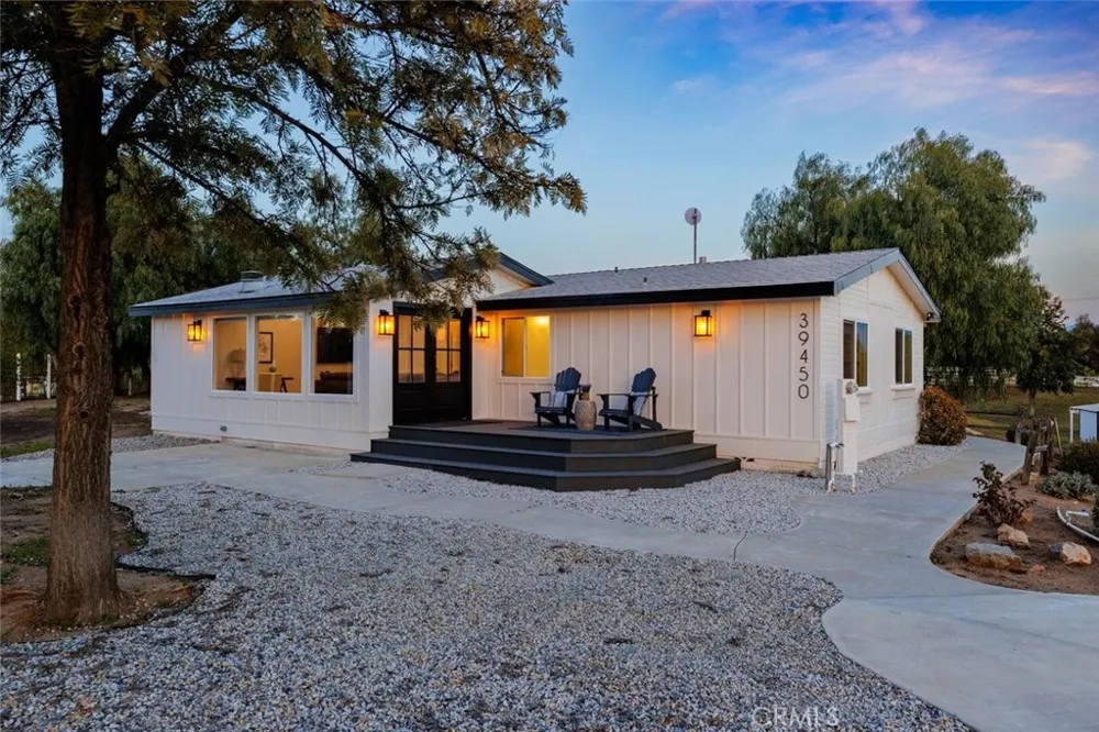 39450 Colleen Way Temecula, CA 92592