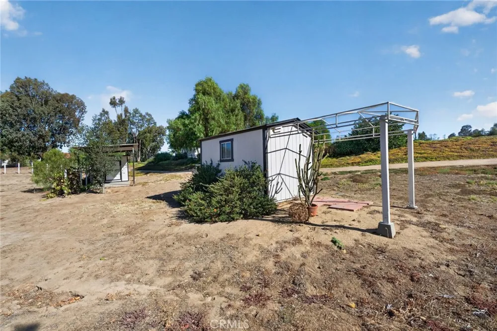 39450 Colleen Way Temecula, CA 92592