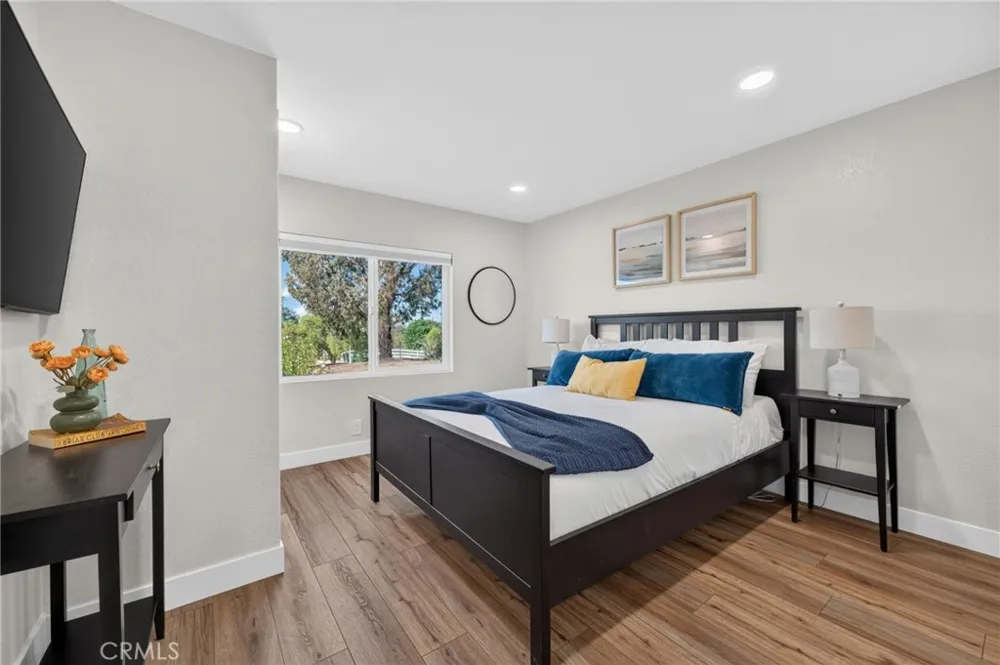 39450 Colleen Way Temecula, CA 92592