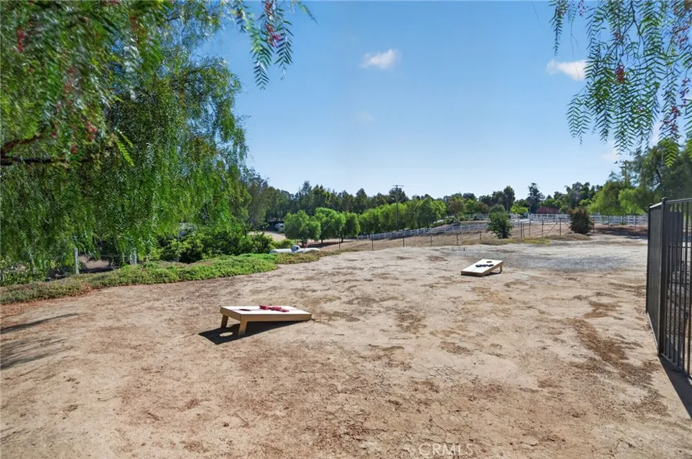 39450 Colleen Way Temecula, CA 92592