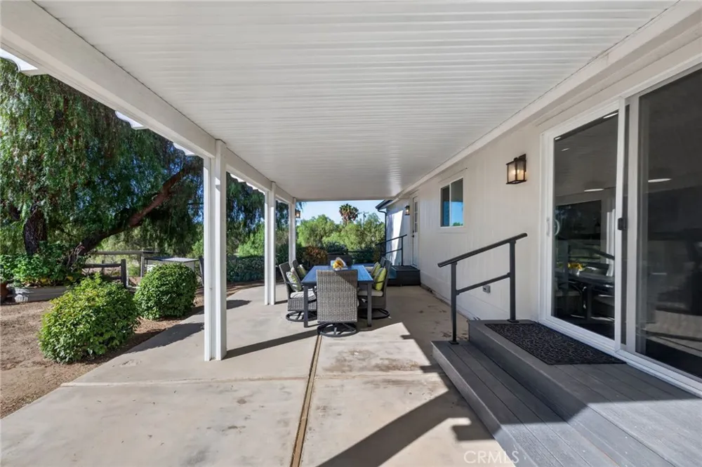 39450 Colleen Way Temecula, CA 92592