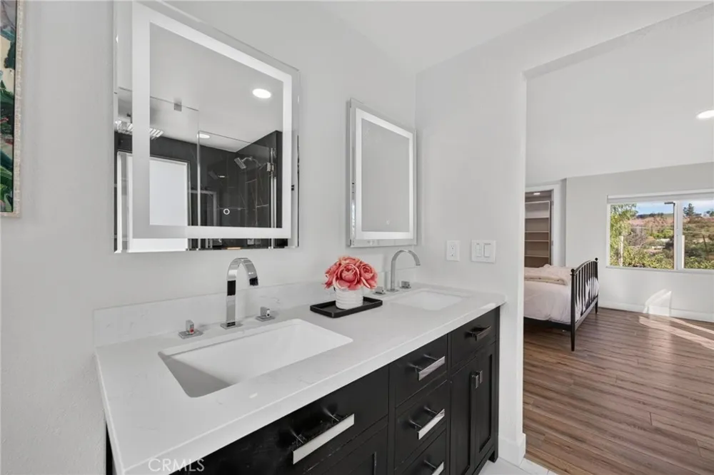 39450 Colleen Way Temecula, CA 92592
