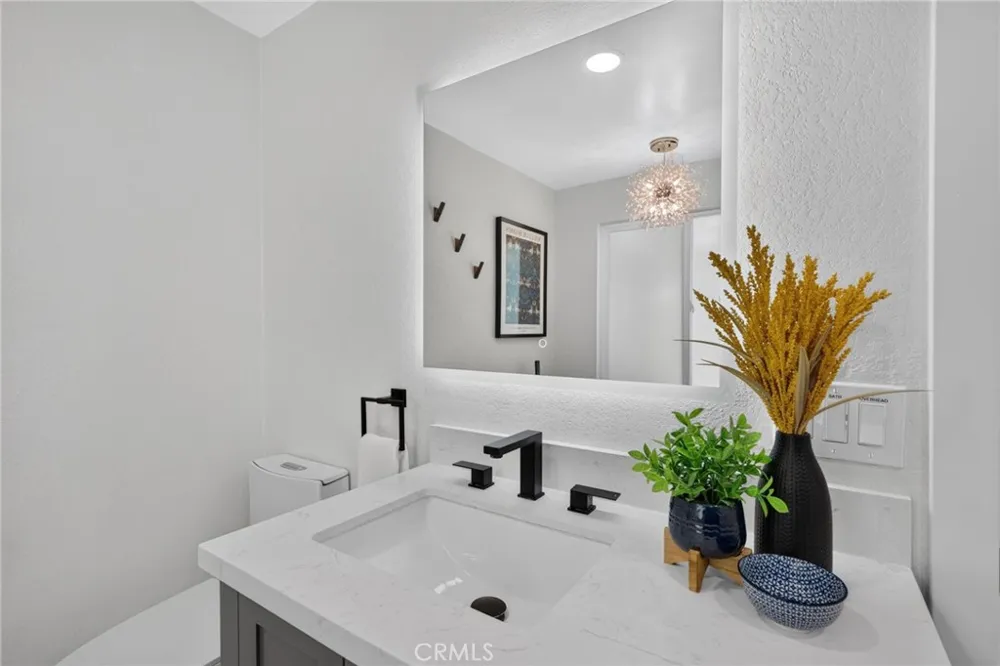 39450 Colleen Way Temecula, CA 92592