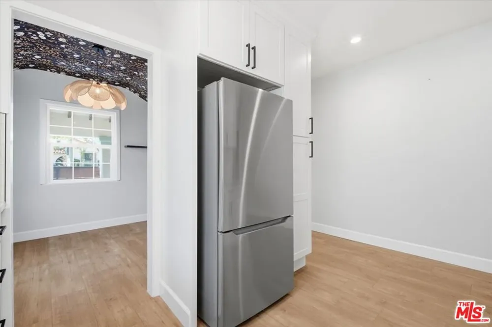 1135 W 81st Place Los Angeles, CA 90044