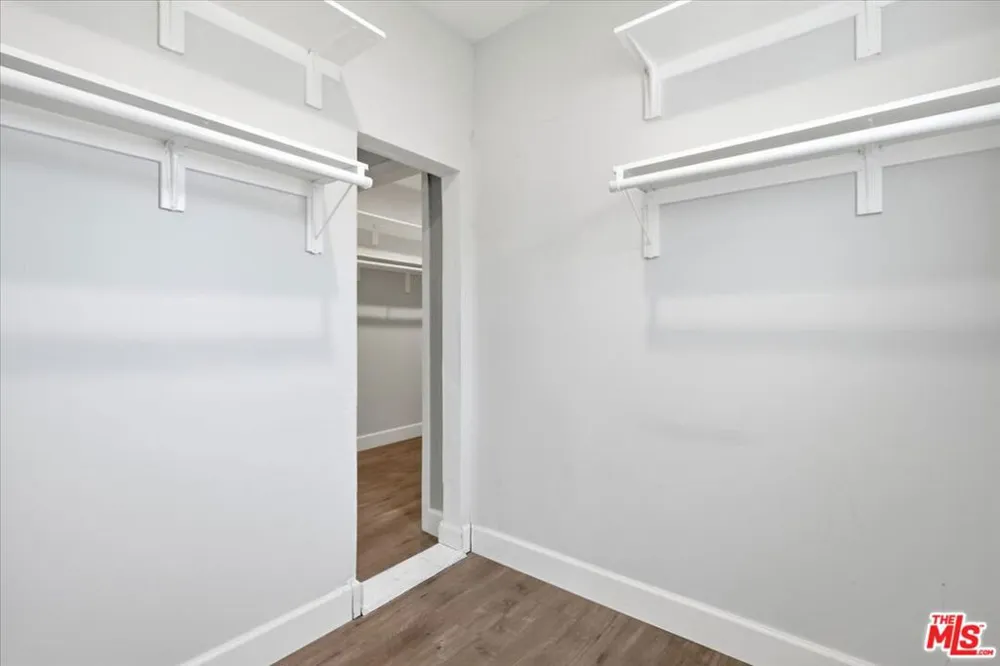 1135 W 81st Place Los Angeles, CA 90044