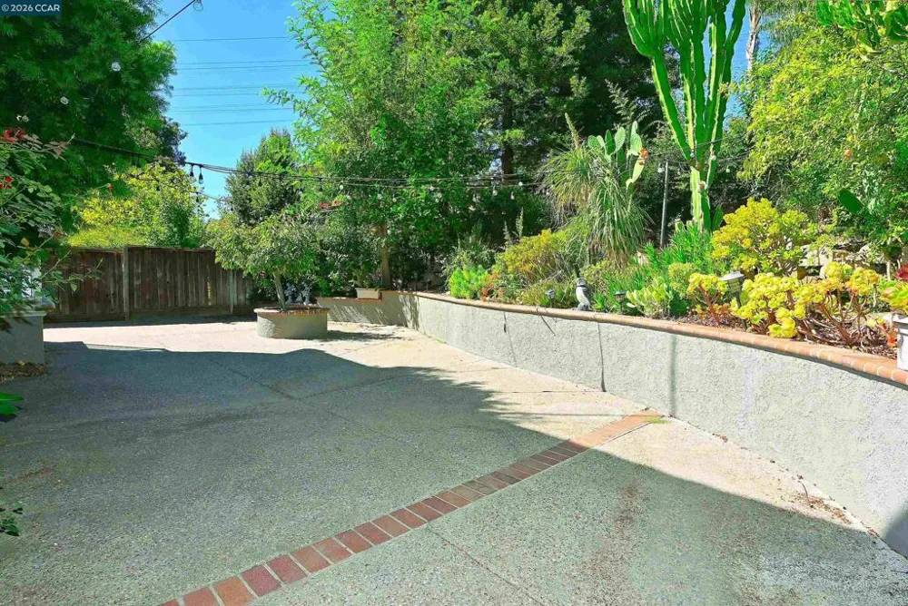 2287 Flagstone Way Concord, CA 94521