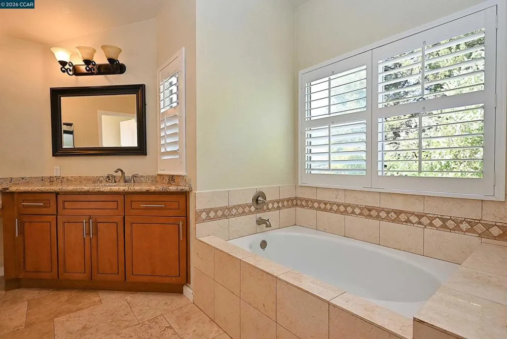 2287 Flagstone Way Concord, CA 94521