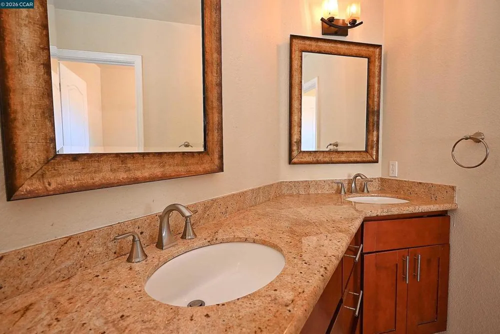 2287 Flagstone Way Concord, CA 94521