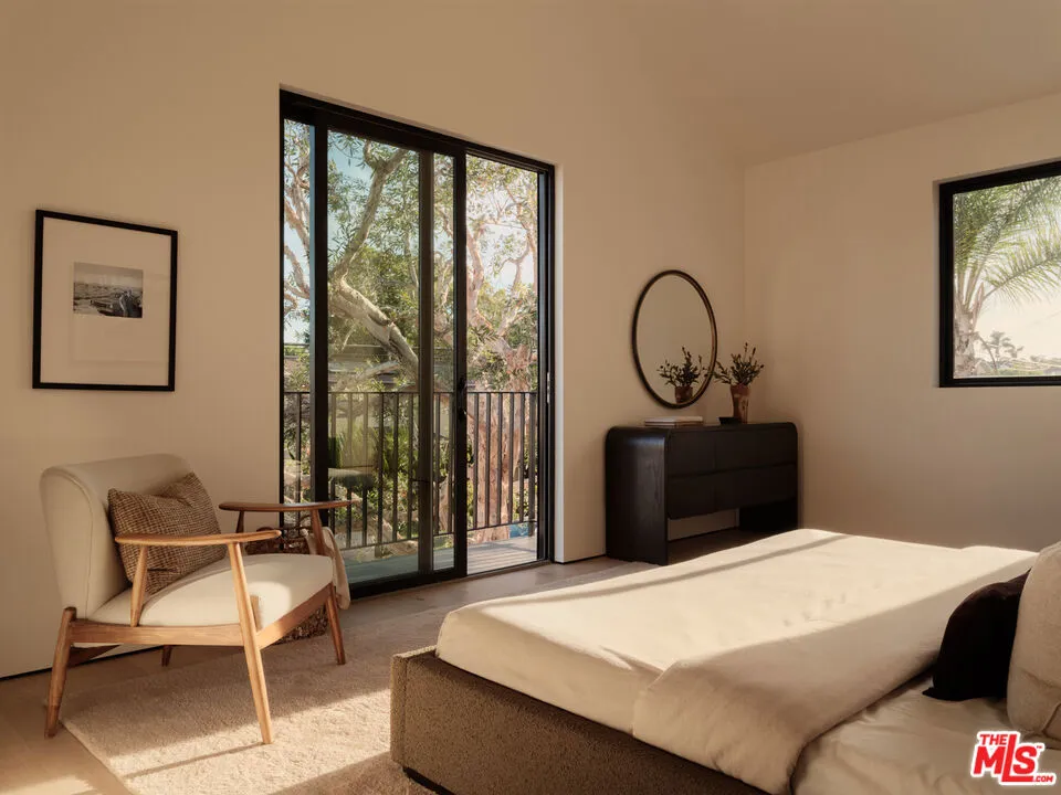 2121 Curtis Avenue #A Redondo Beach, CA 90278