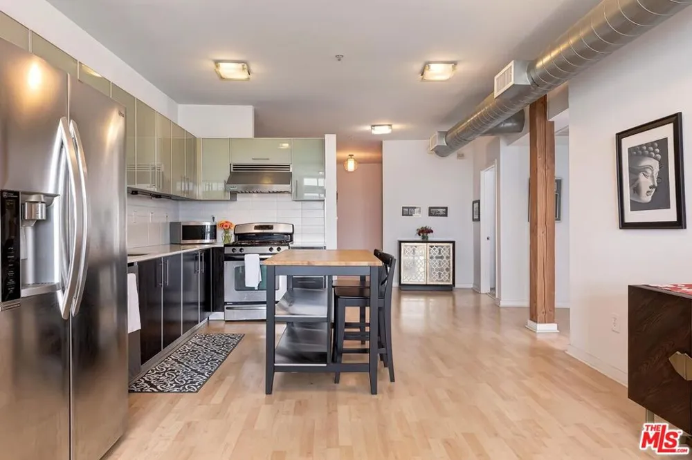 4215 Glencoe Avenue #317 Los Angeles, CA 90292