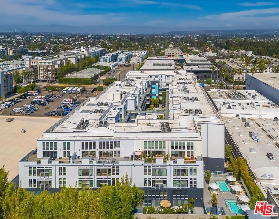 4215 Glencoe Avenue #317 Los Angeles, CA 90292