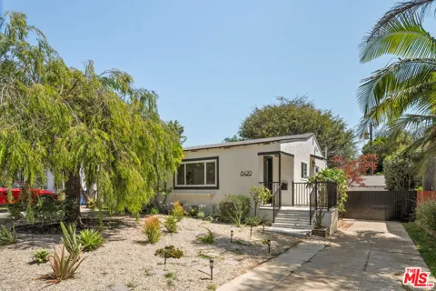 8420 Bleriot Avenue