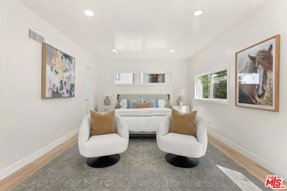 8420 Bleriot Avenue Los Angeles, CA 90045