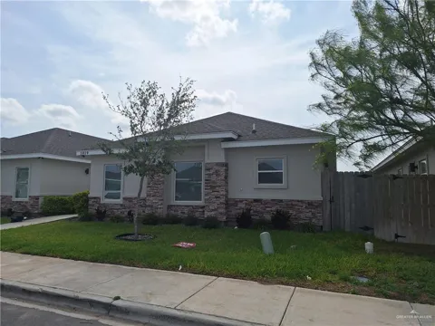 1019 Clarence Avenue #2