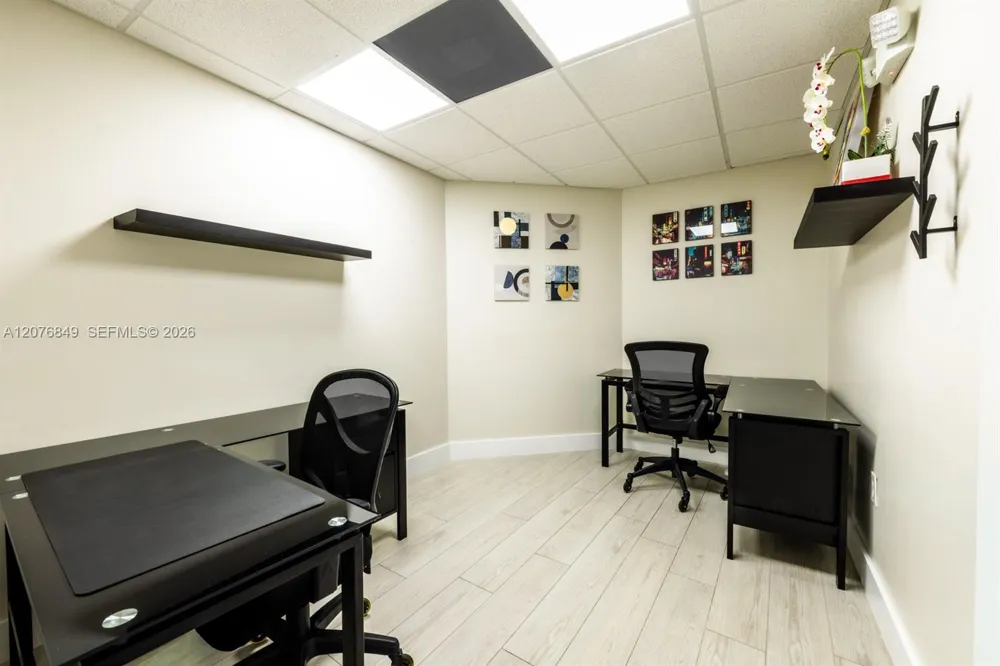 10200 NW 25th St #114 Doral, FL 33172