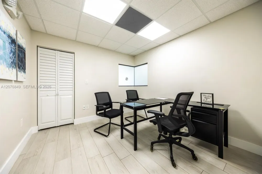 10200 NW 25th St #114 Doral, FL 33172
