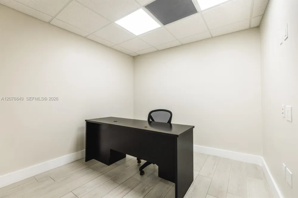 10200 NW 25th St #114 Doral, FL 33172