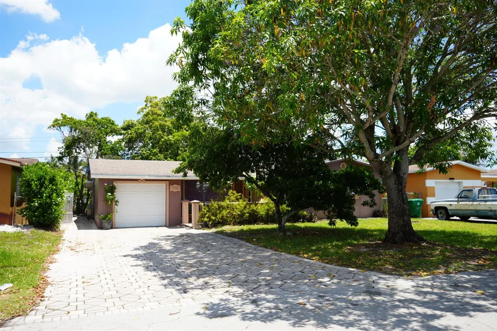 7761 Biltmore Boulevard Miramar, FL 33023