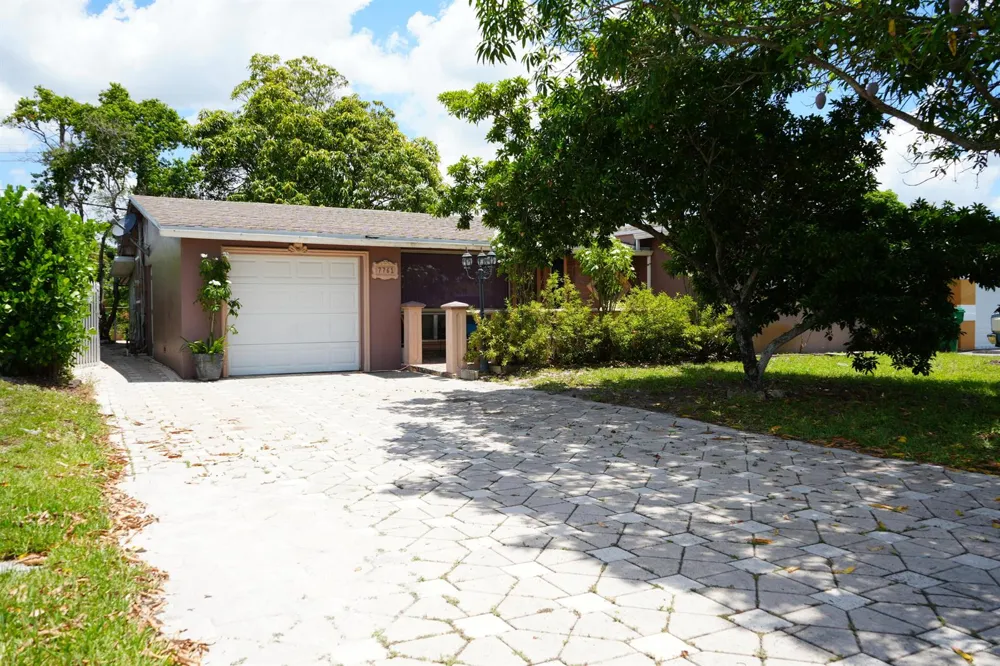 7761 Biltmore Boulevard Miramar, FL 33023