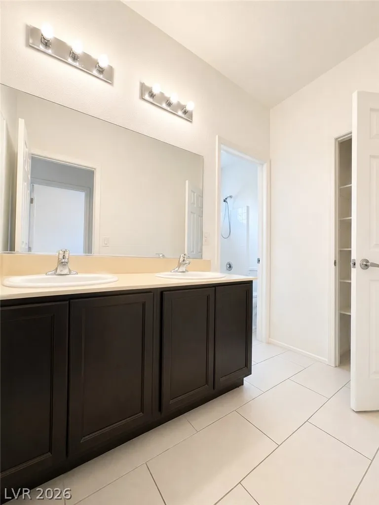 2880 Sparkling Sea Street Las Vegas, NV 89117
