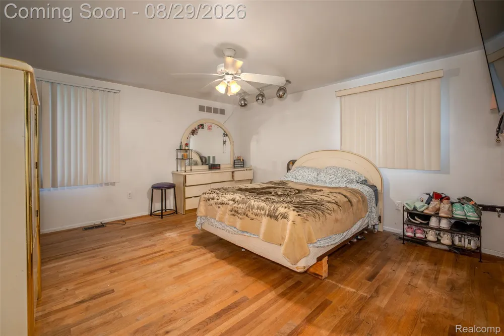 30991 Oak Valley Court Farmington Hills City, MI 48331