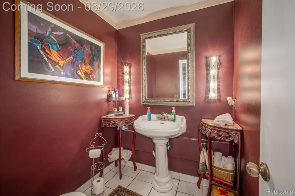 30991 Oak Valley Court Farmington Hills City, MI 48331