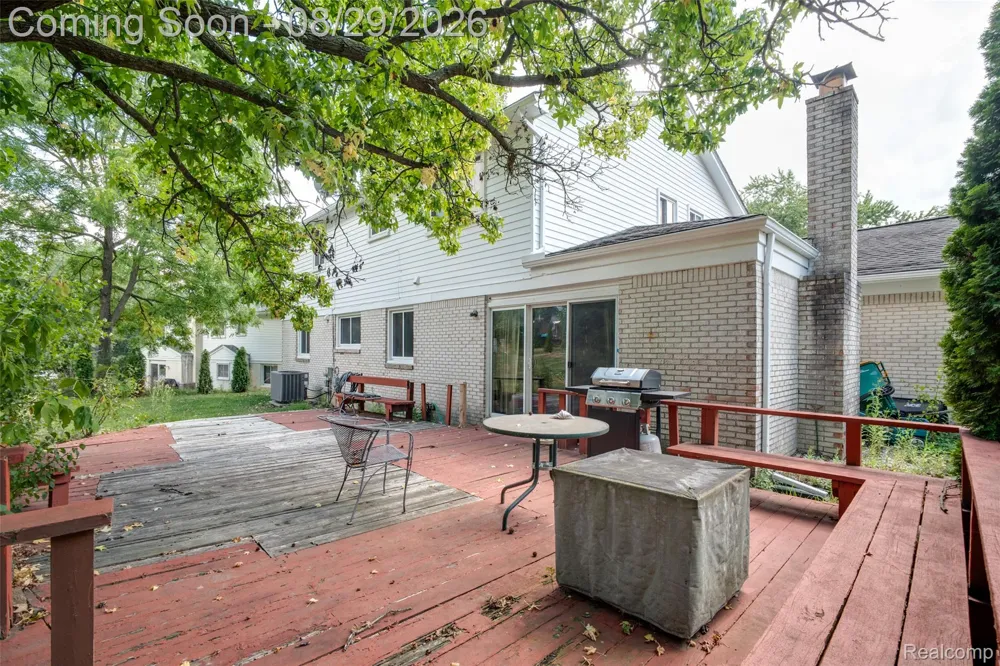30991 Oak Valley Court Farmington Hills City, MI 48331