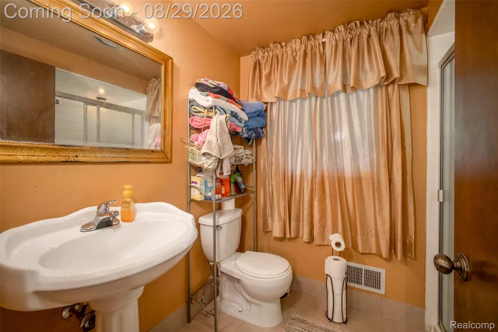 30991 Oak Valley Court Farmington Hills City, MI 48331