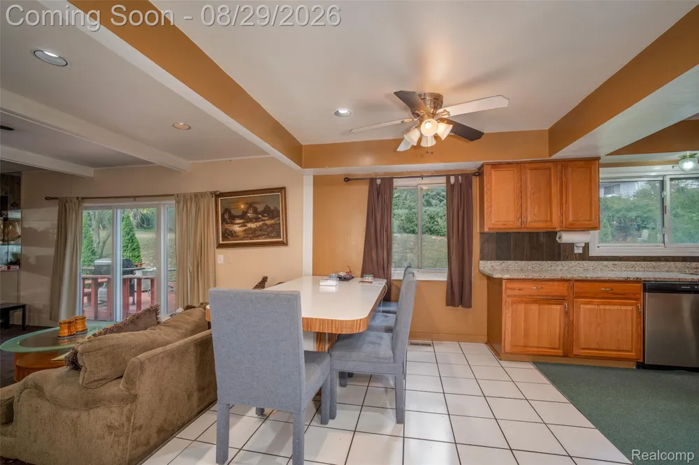 30991 Oak Valley Court Farmington Hills City, MI 48331