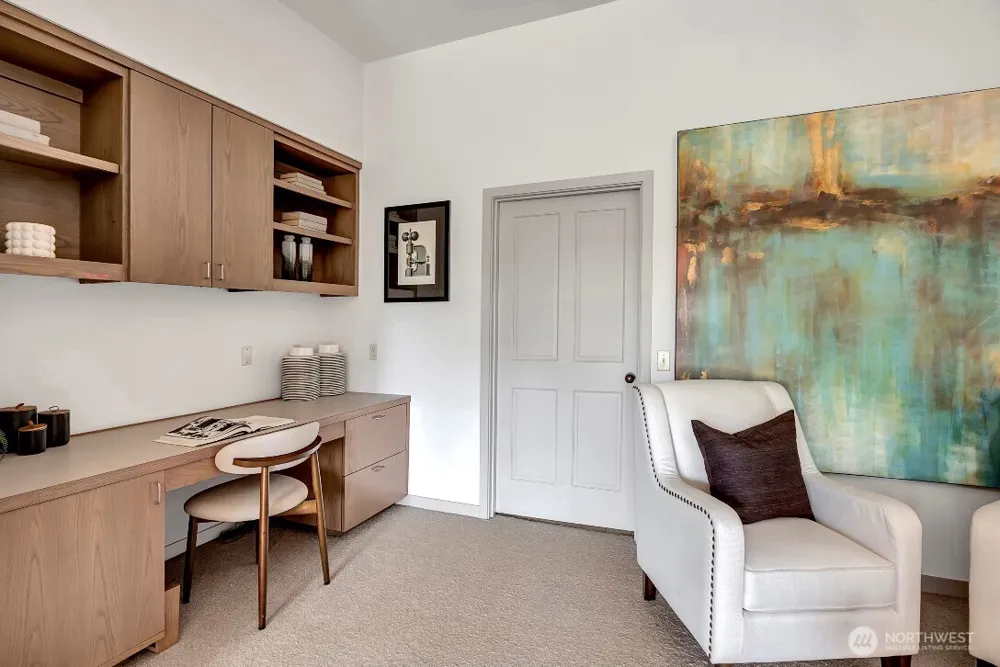4715 81st Avenue SE Mercer Island, WA 98040
