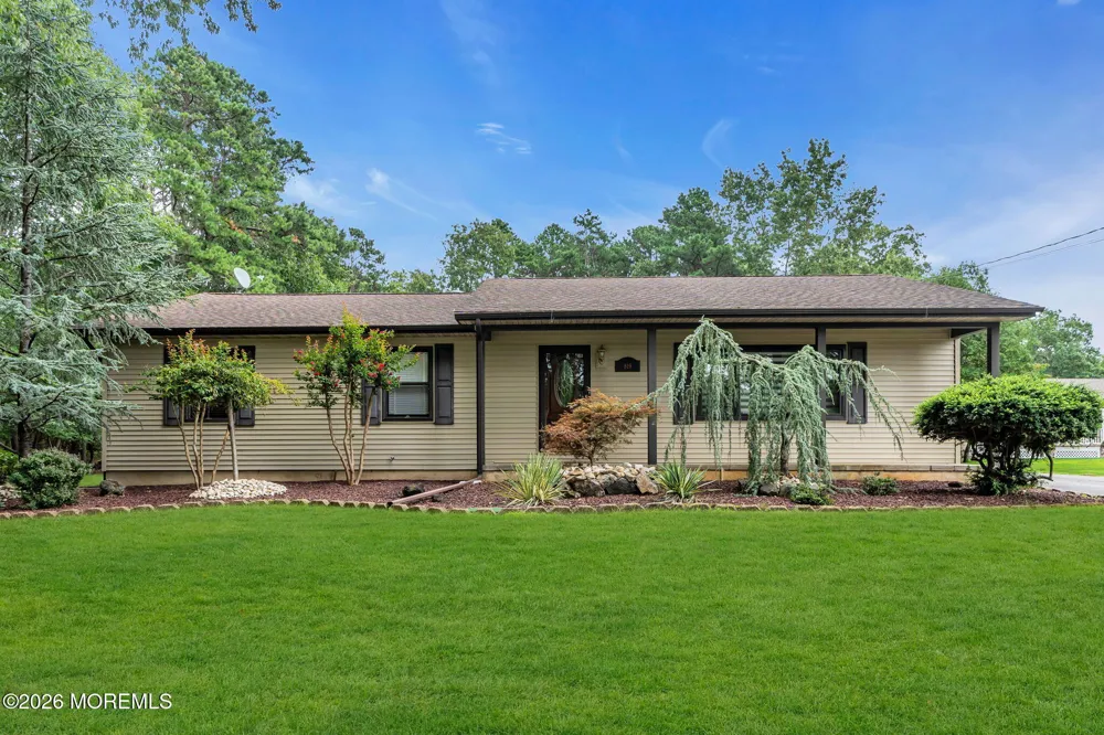 819 Harmony Road Jackson, NJ 08527