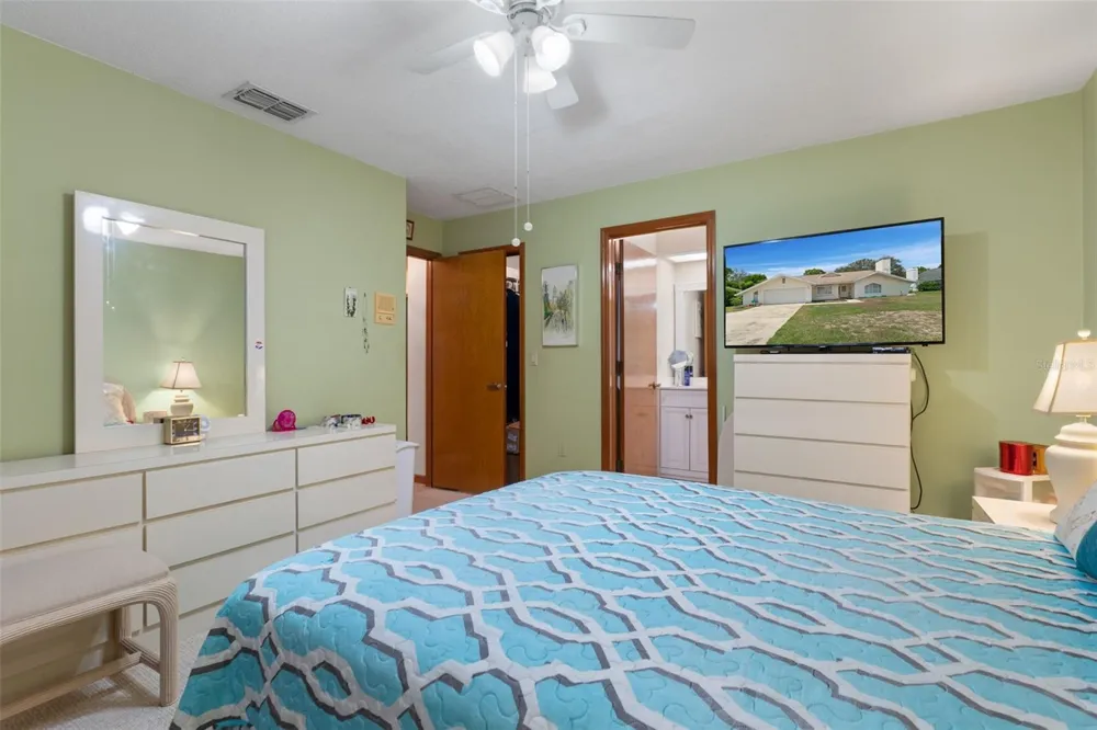 2501 MARINER BOULEVARD Spring Hill, FL 34609