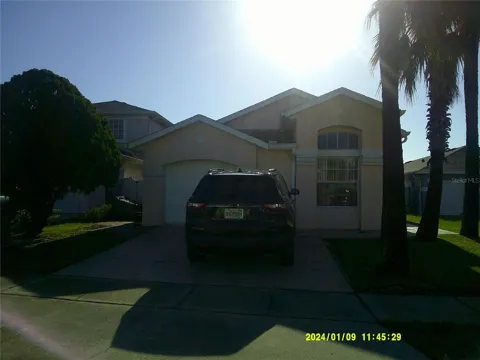 2612 WALDEN COURT
