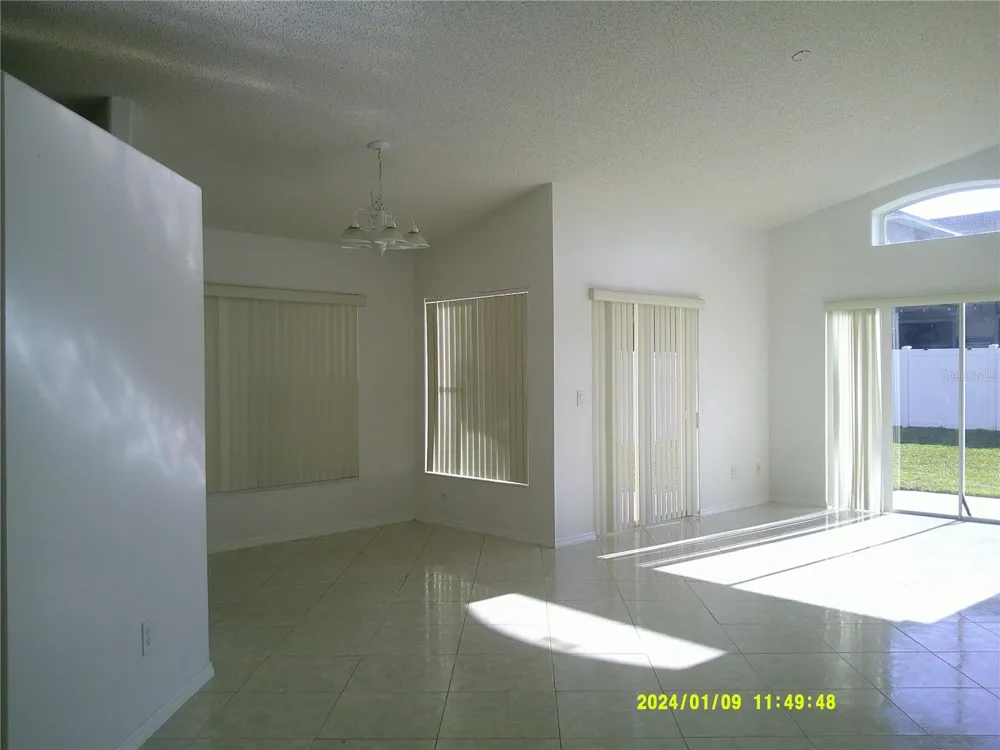 2612 WALDEN COURT Kissimmee, FL 34743