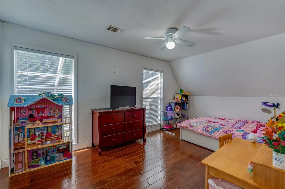 2081 PENNSYLVANIA DRIVE Deland, FL 32724