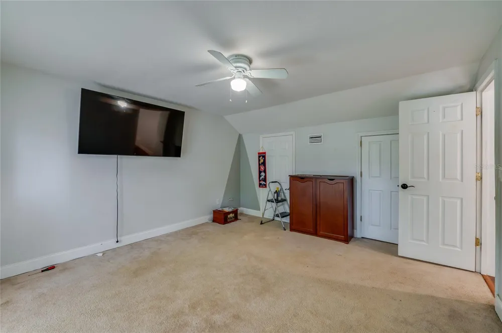 2081 PENNSYLVANIA DRIVE Deland, FL 32724