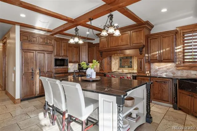 5700 Amber Ridge Drive Castle Pines, CO 80108