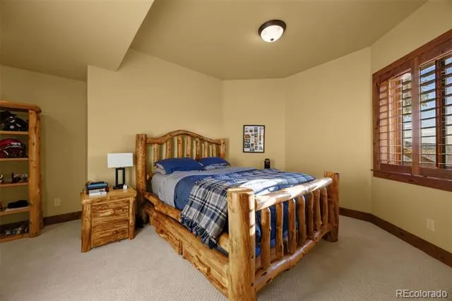 5700 Amber Ridge Drive Castle Pines, CO 80108